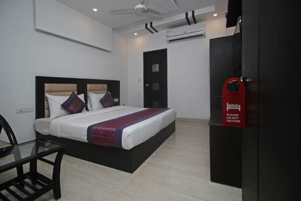 Arihant Inn-Near Blk Hospital Új-Delhi Kültér fotó