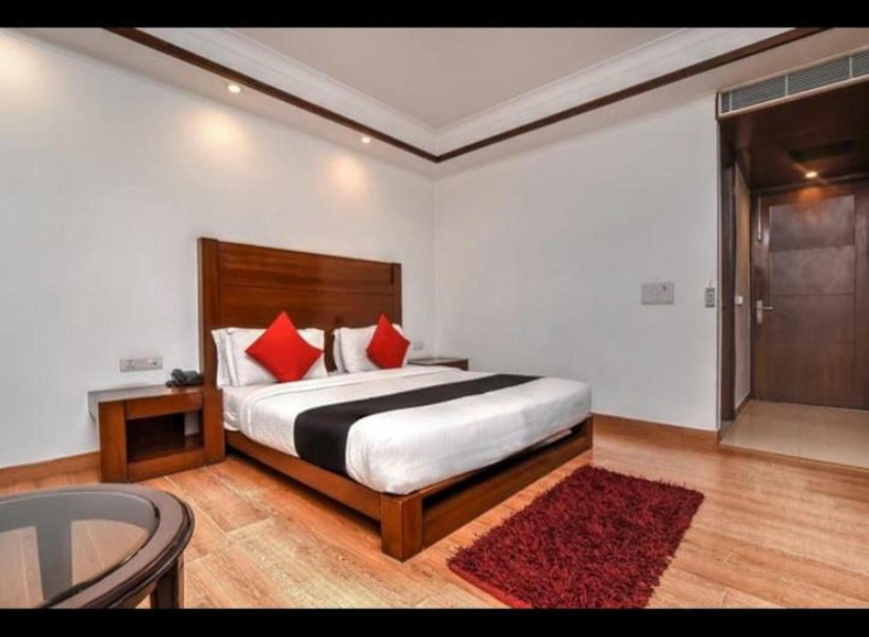 Arihant Inn-Near Blk Hospital Új-Delhi Kültér fotó